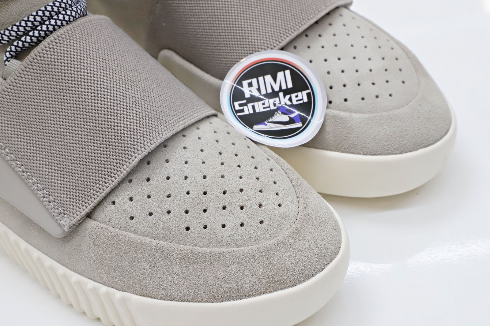 YEEZY BOOST 750 'OG'