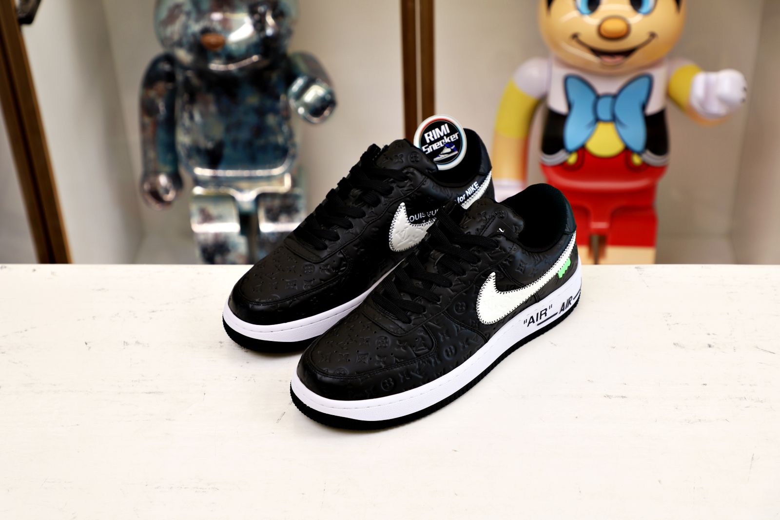 Louis Vuitton Nike Air Force1 Low S18R