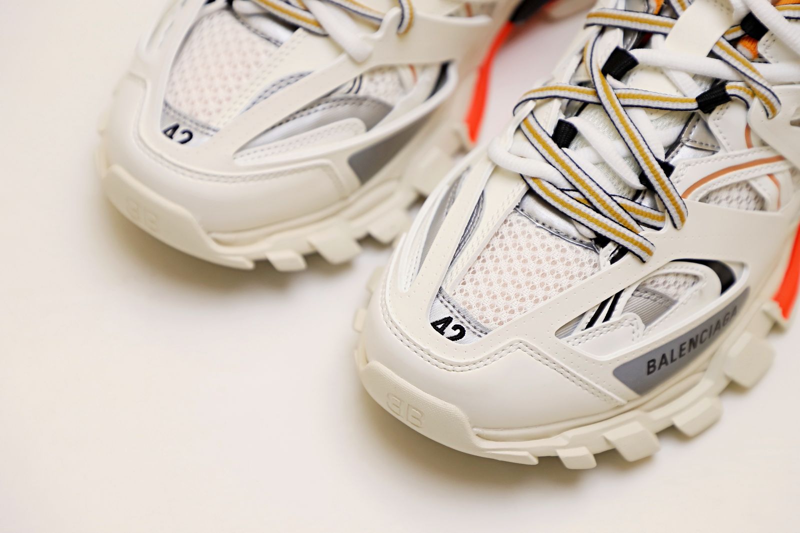 Balenciaga TRACK TRAINER  (Without LED)