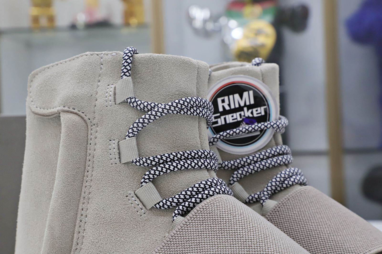 YEEZY BOOST 750 'OG'