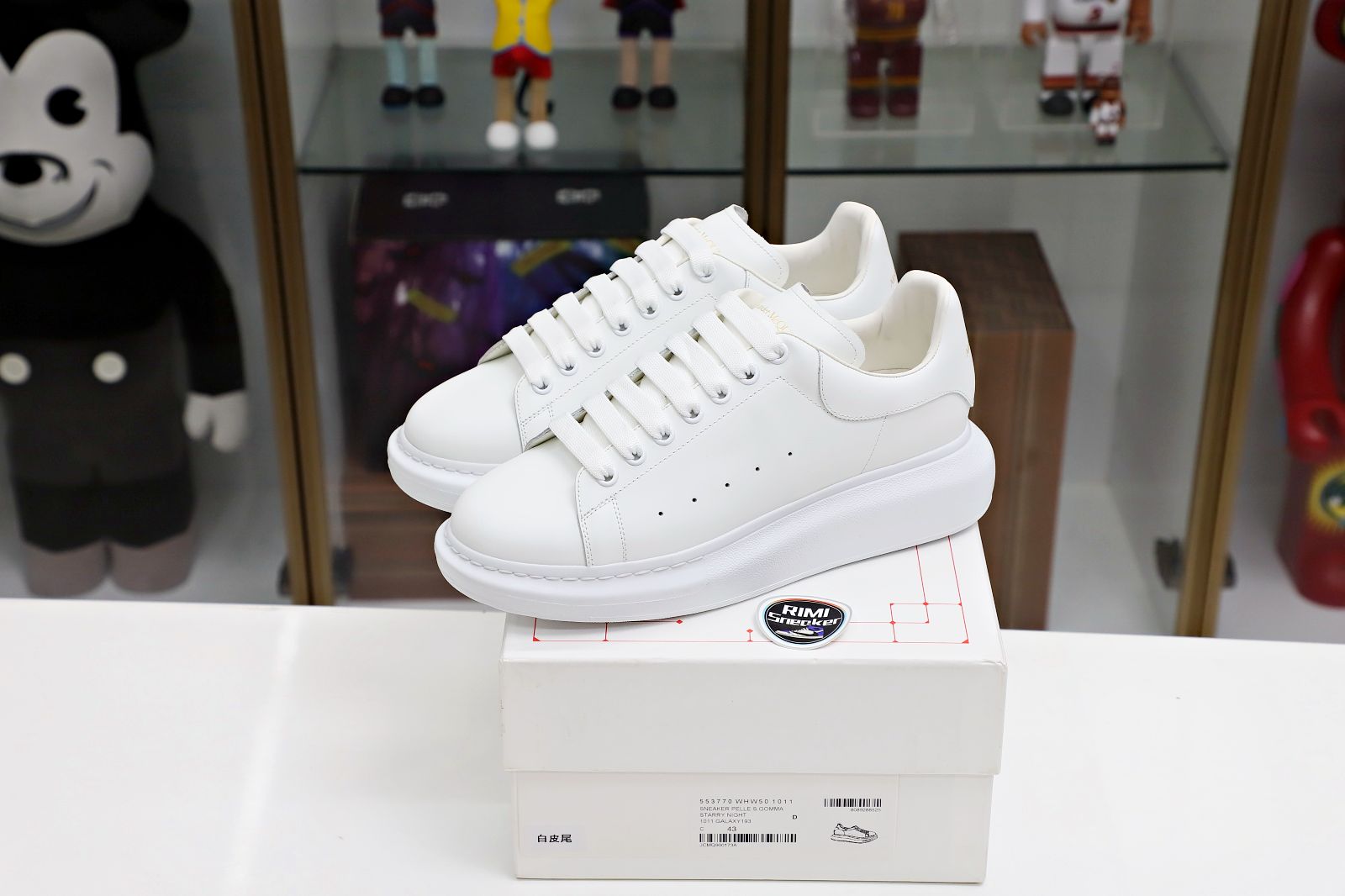 Alexander McQueen baipiwei