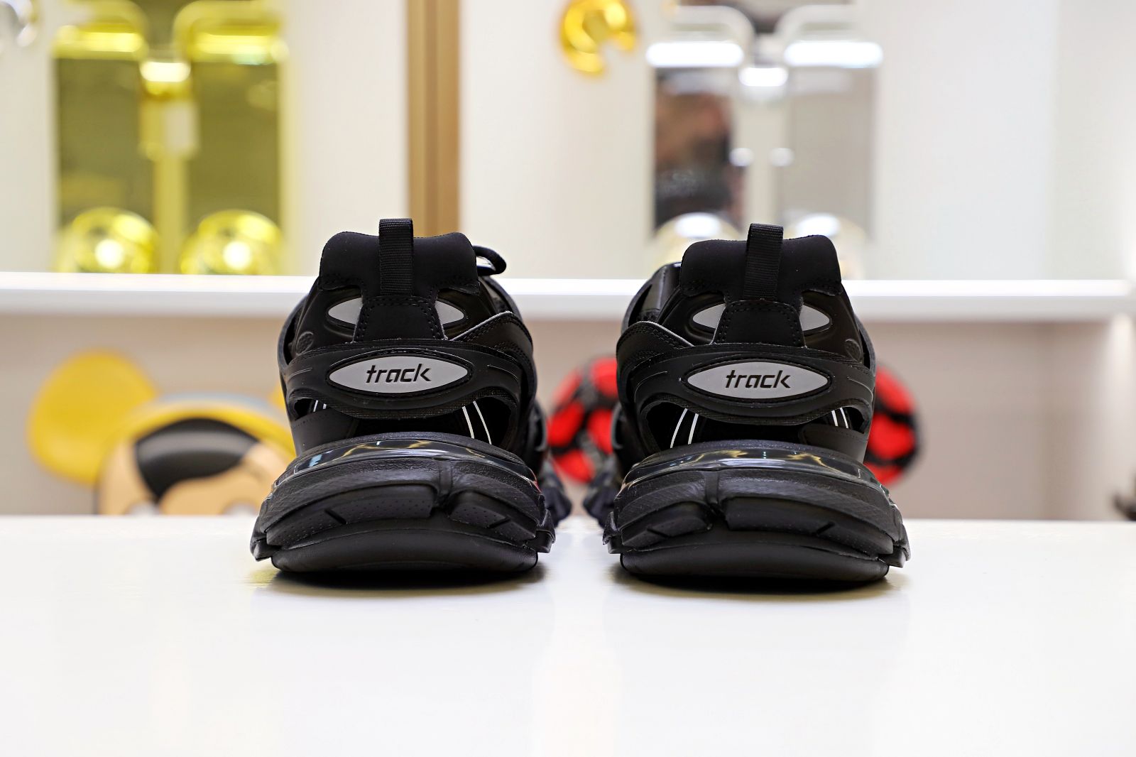 Balenciaga TRACK TRAINER  (Without LED)