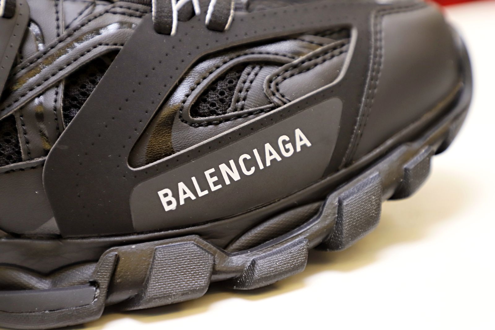 Balenciaga TRACK TRAINER  (Without LED)