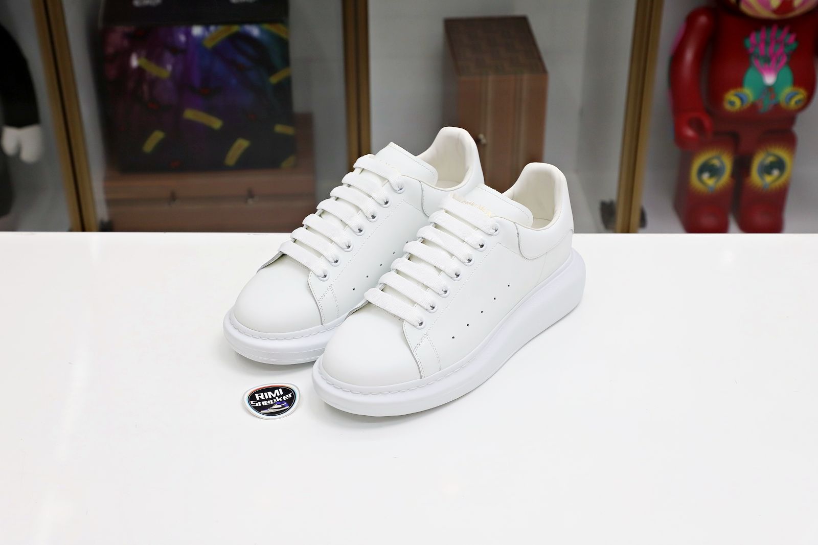 Alexander McQueen baipiwei