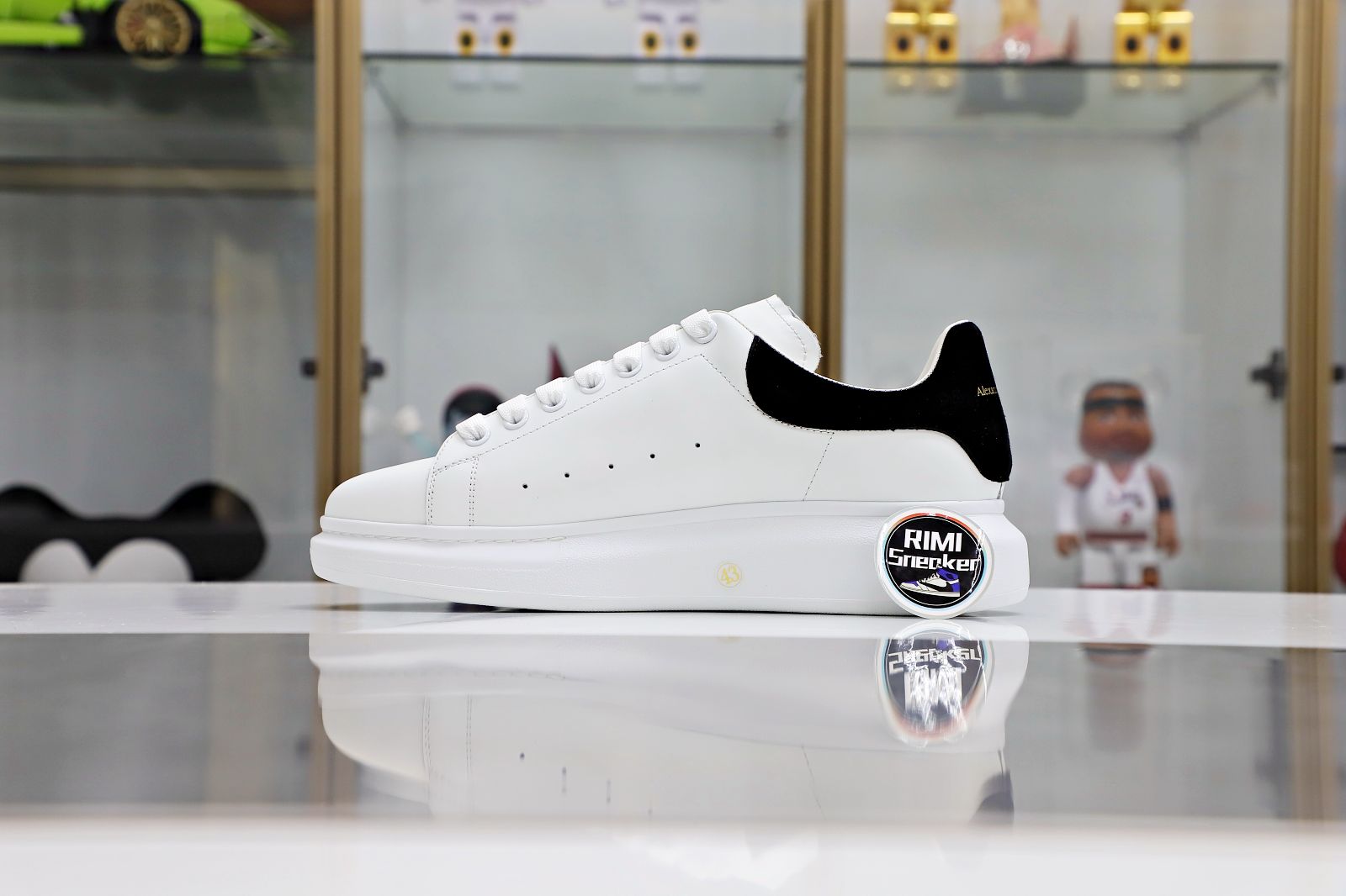 Alexander McQueen heiseyangwei