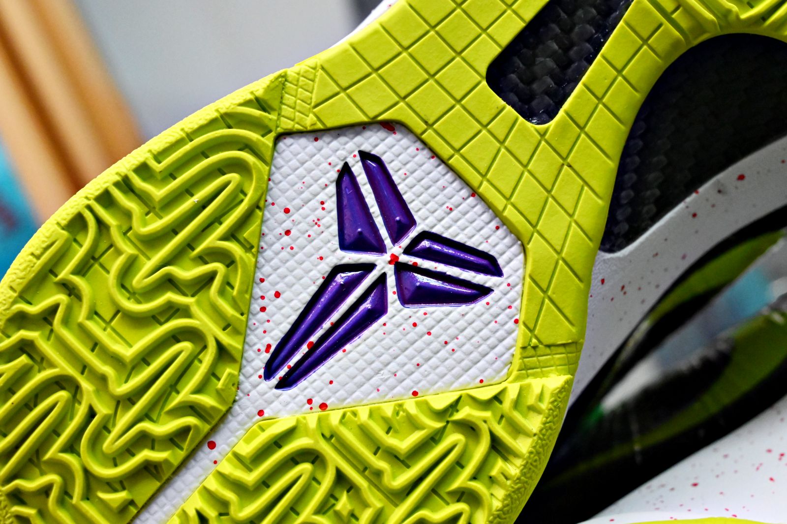 NIKE ZOOM KOBE 5