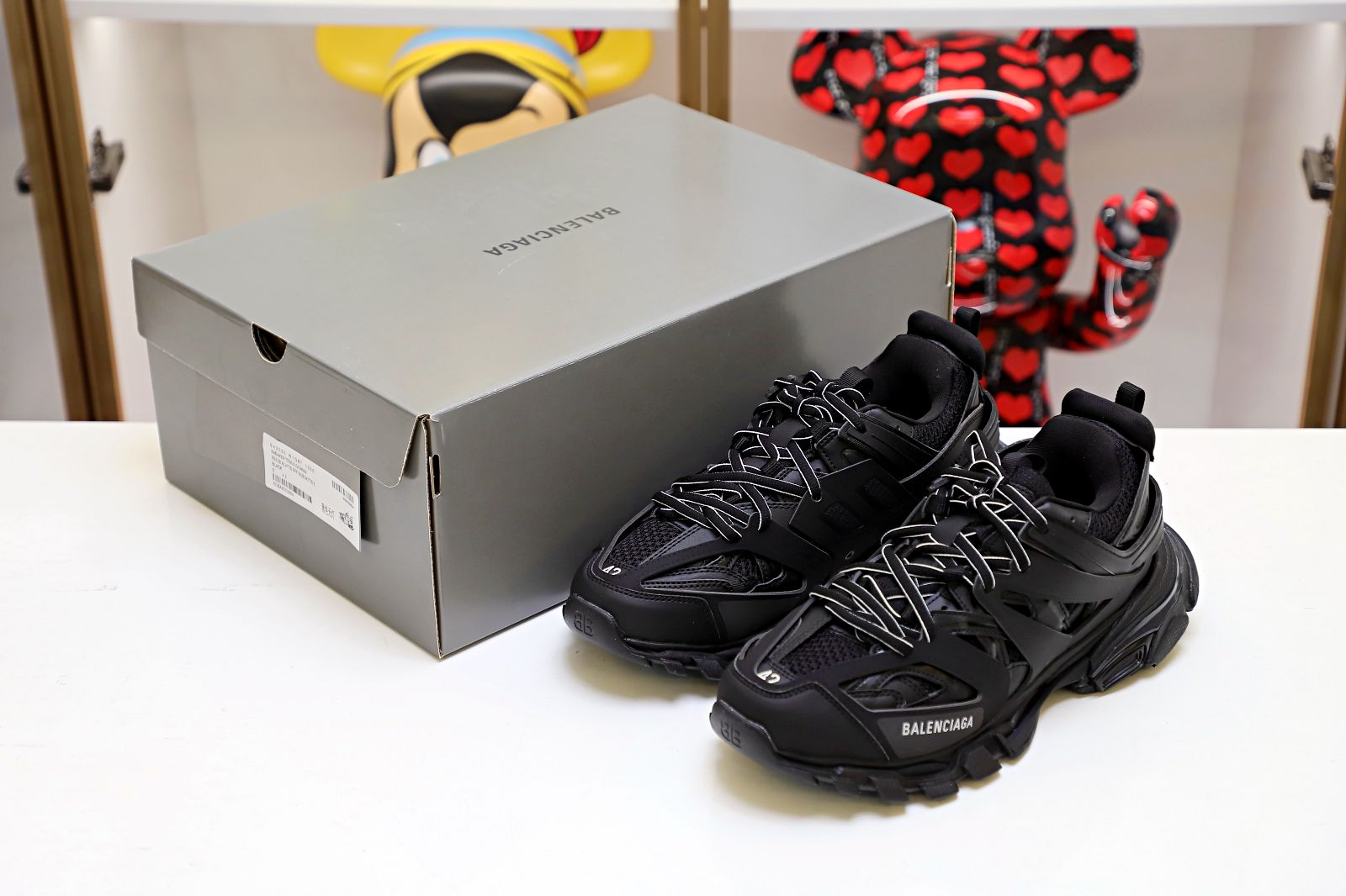 Balenciaga TRACK TRAINER  (Without LED)