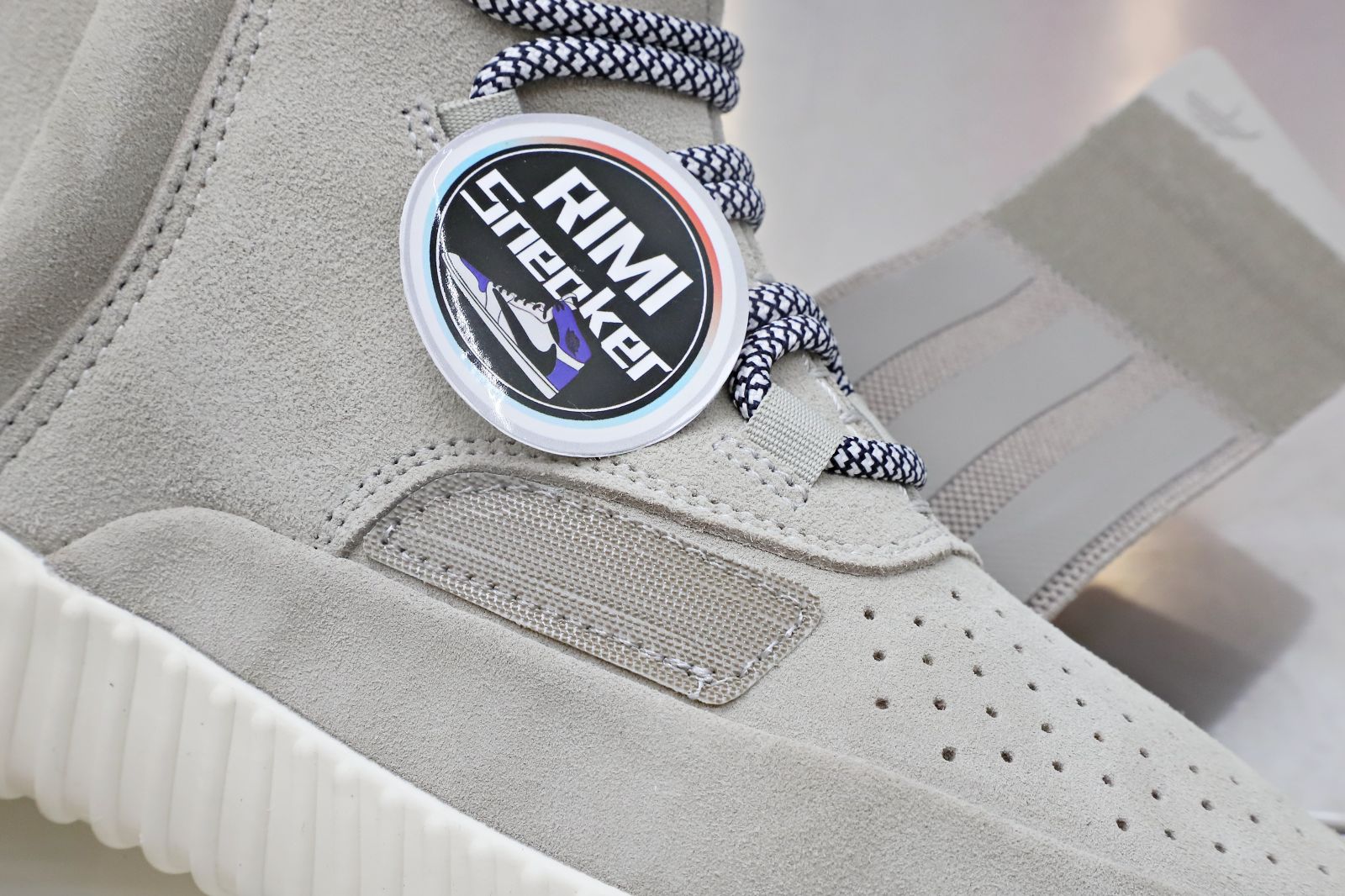 YEEZY BOOST 750 'OG'