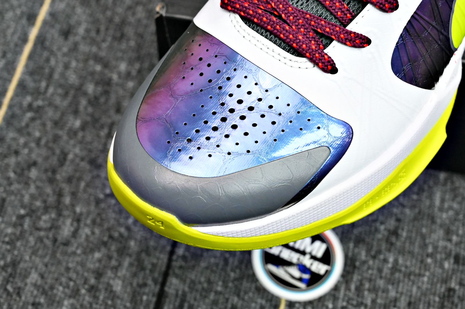 NIKE ZOOM KOBE 5