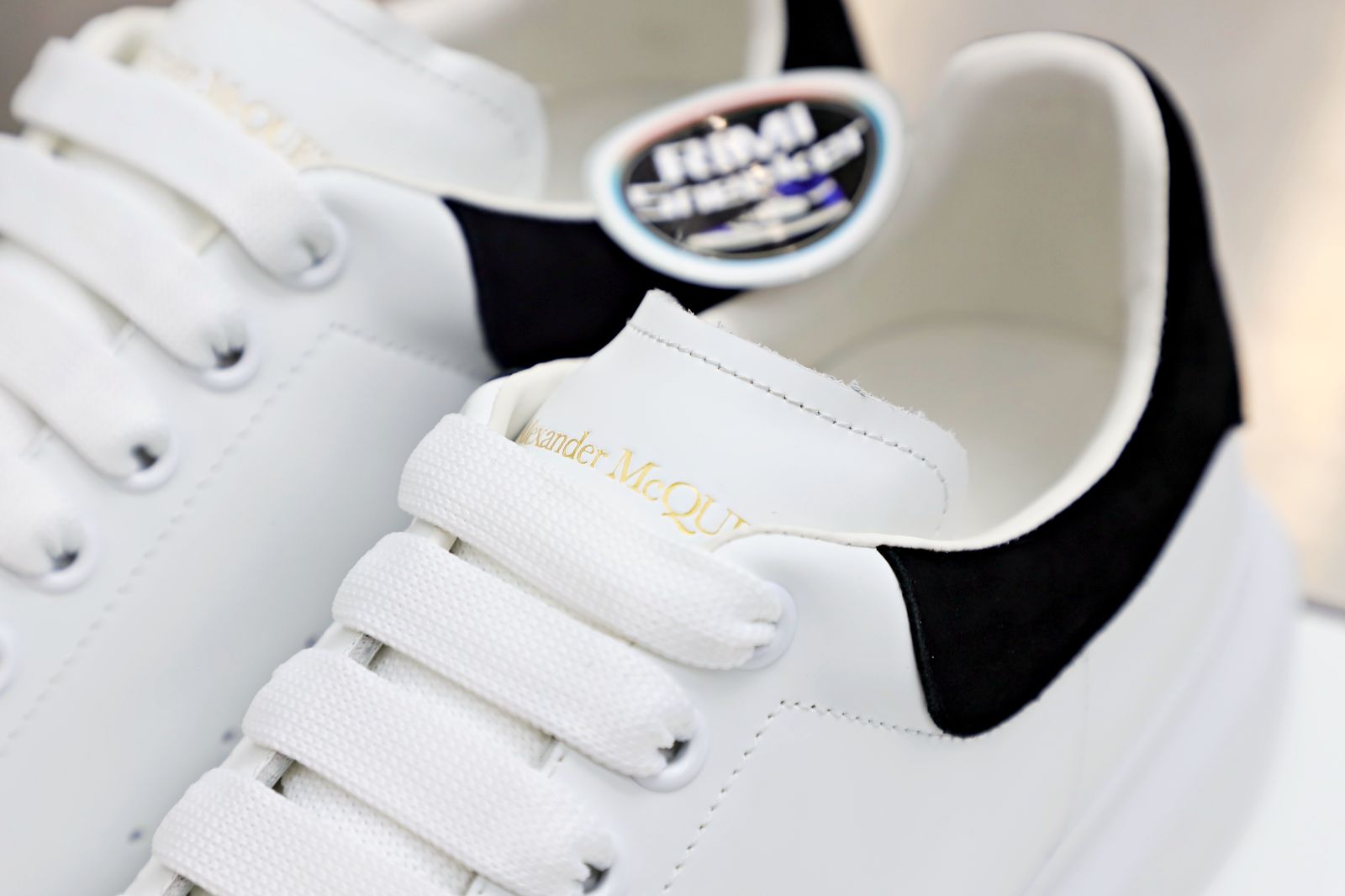 Alexander McQueen heiseyangwei
