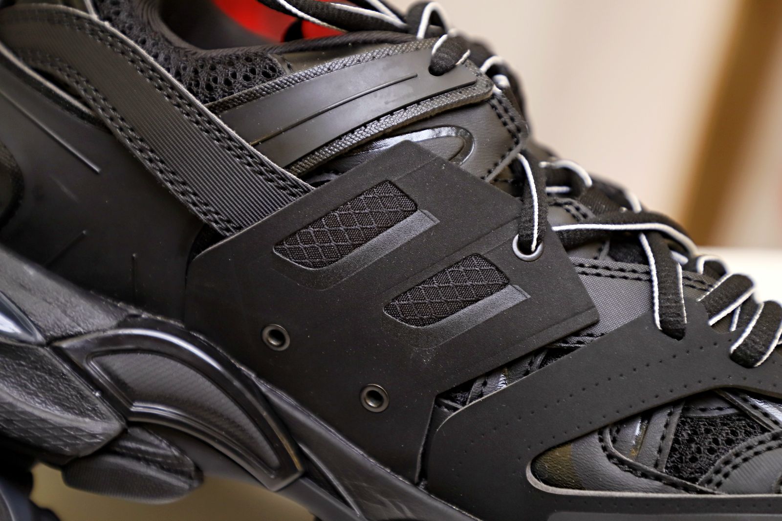 Balenciaga TRACK TRAINER  (Without LED)