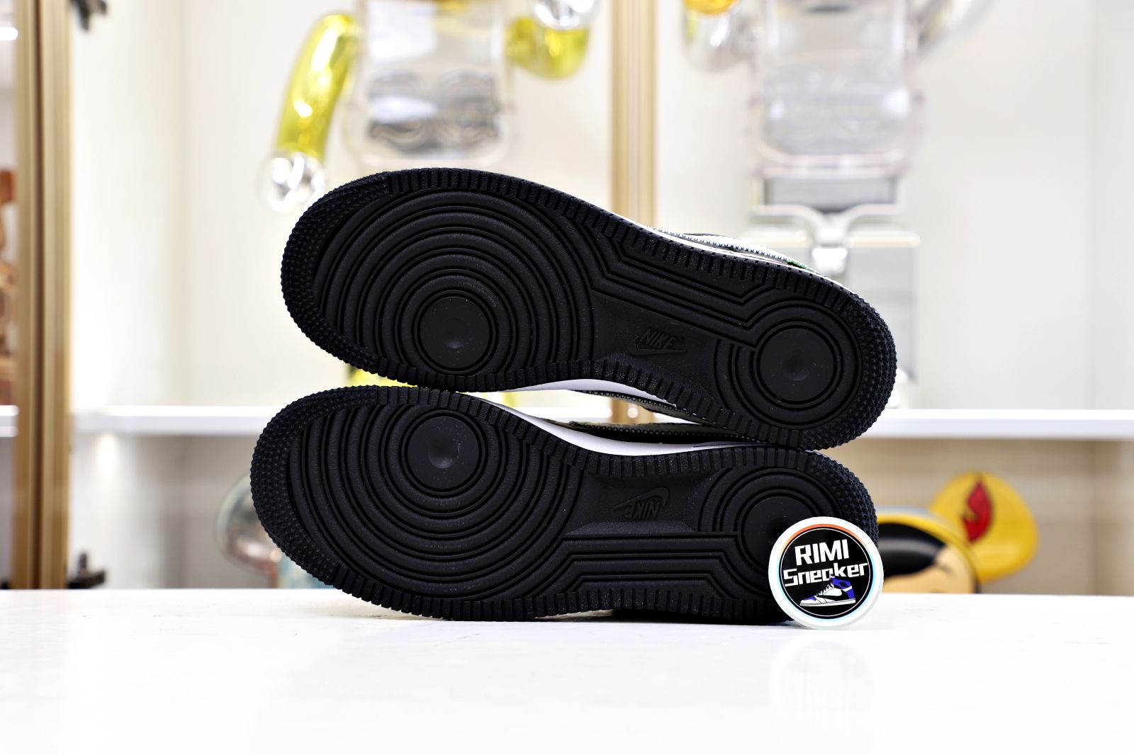 Louis Vuitton Nike Air Force1 Low S18R