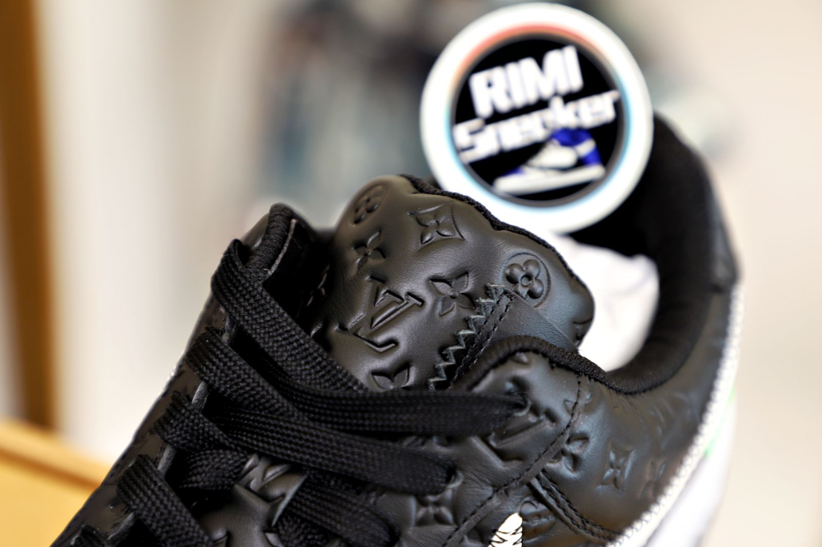 Louis Vuitton Nike Air Force1 Low S18R