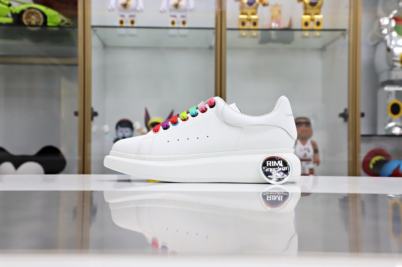 Alexander McQueen caidai