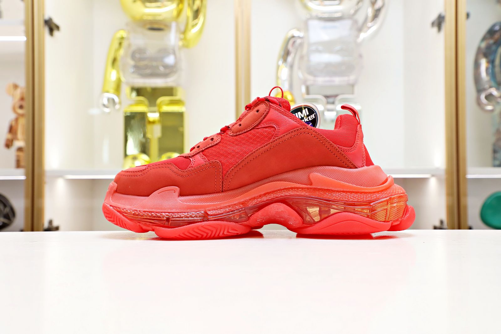 Balenciaga  TRIPLE S red