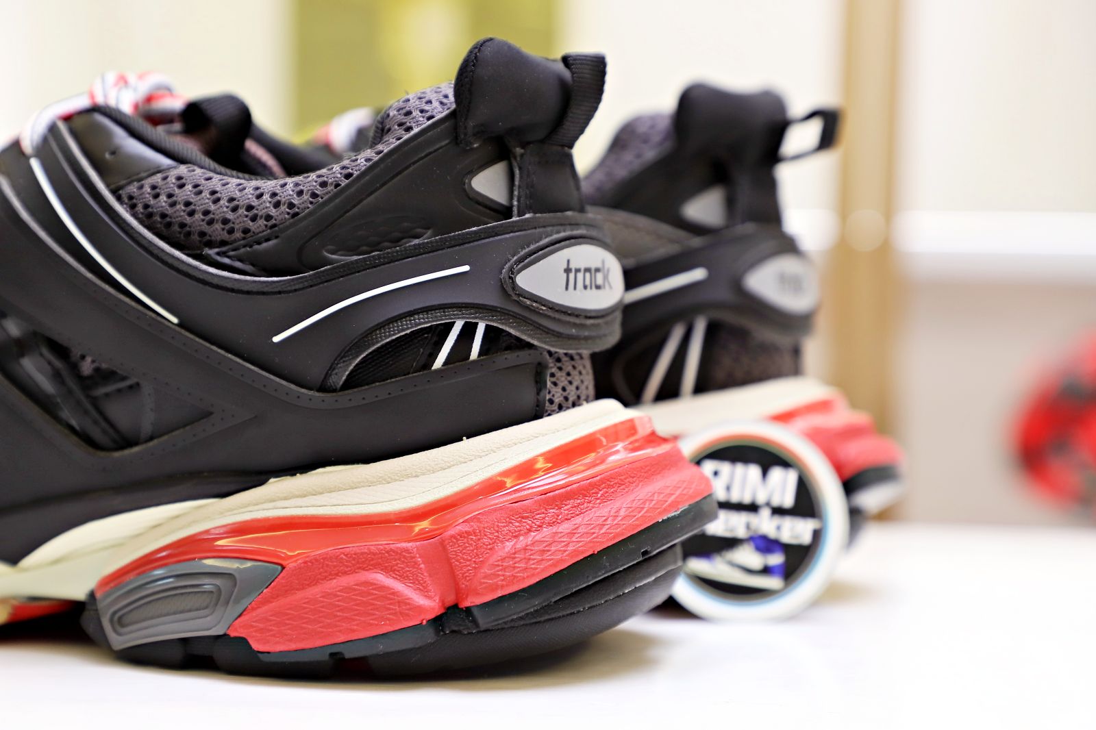Balenciaga TRACK TRAINER  (Without LED)