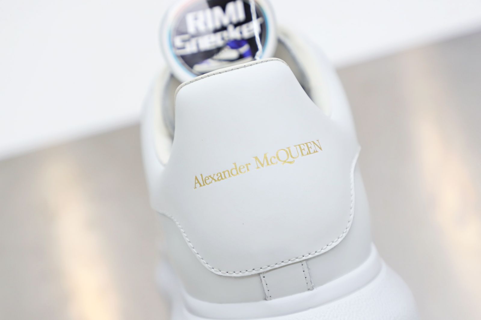 Alexander McQueen baipiwei