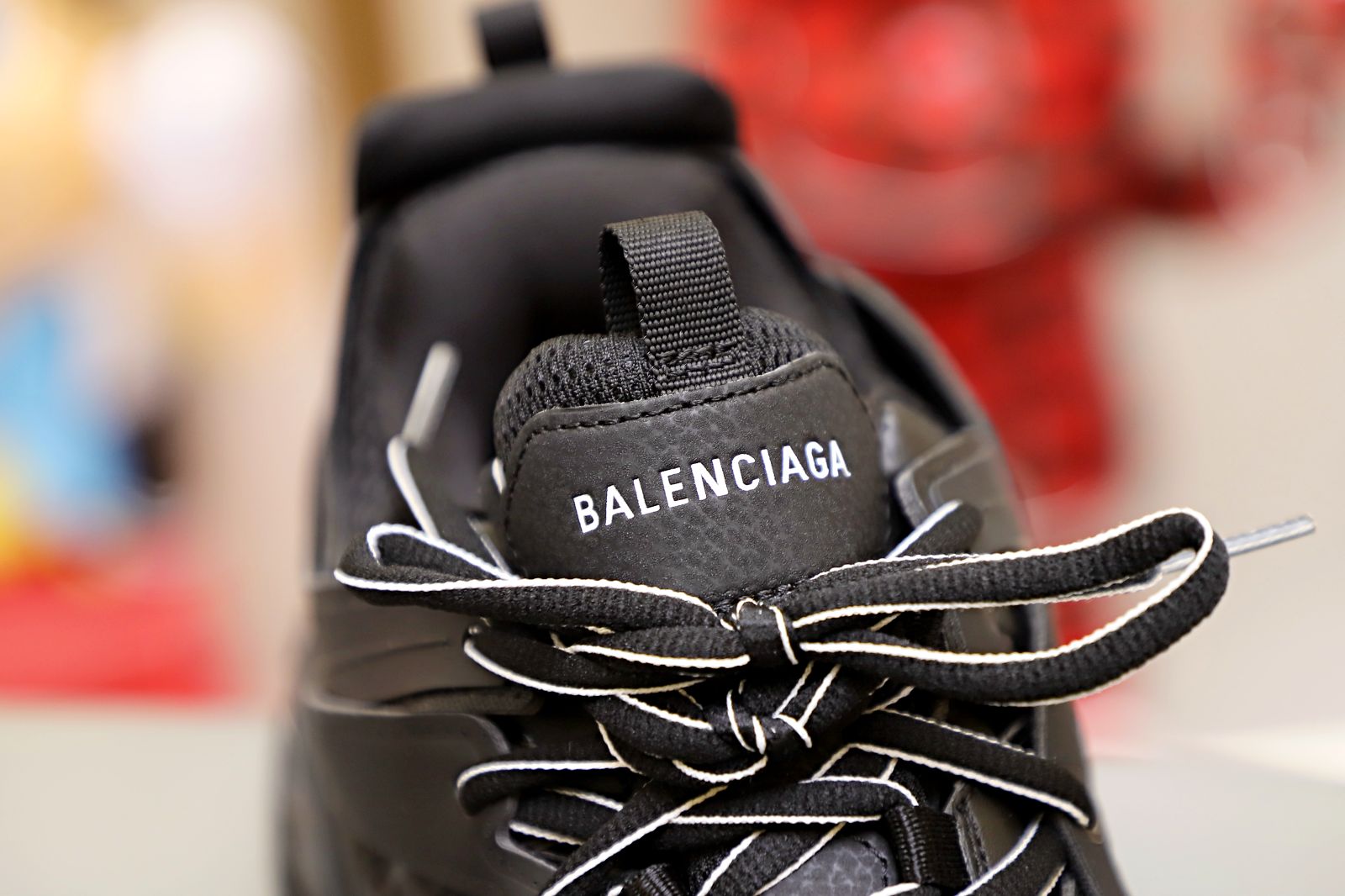 Balenciaga TRACK TRAINER  (Without LED)