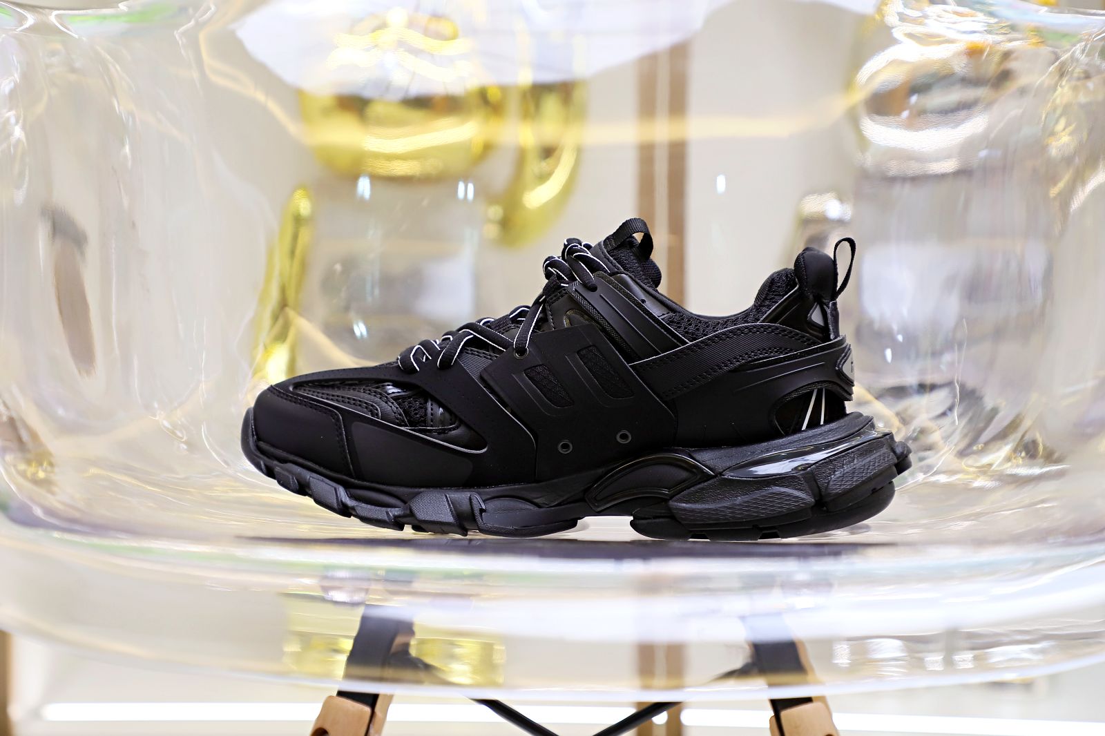 Balenciaga TRACK TRAINER  (Without LED)