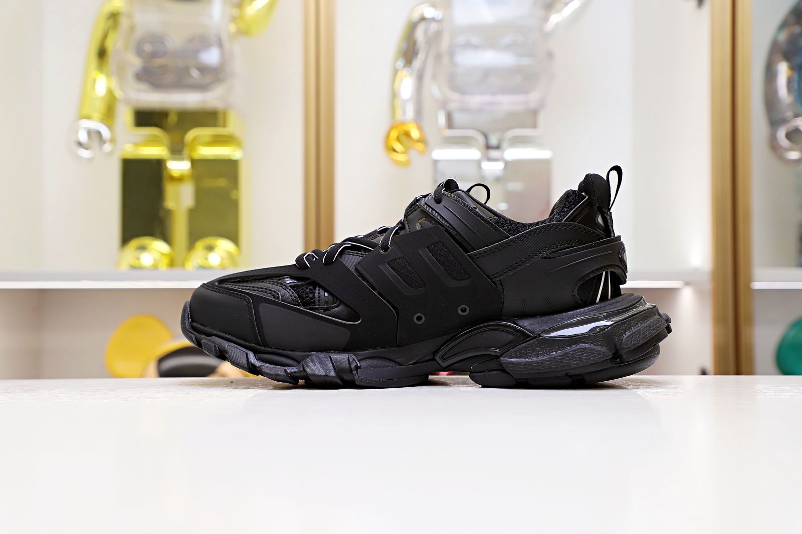 Balenciaga TRACK TRAINER  (Without LED)