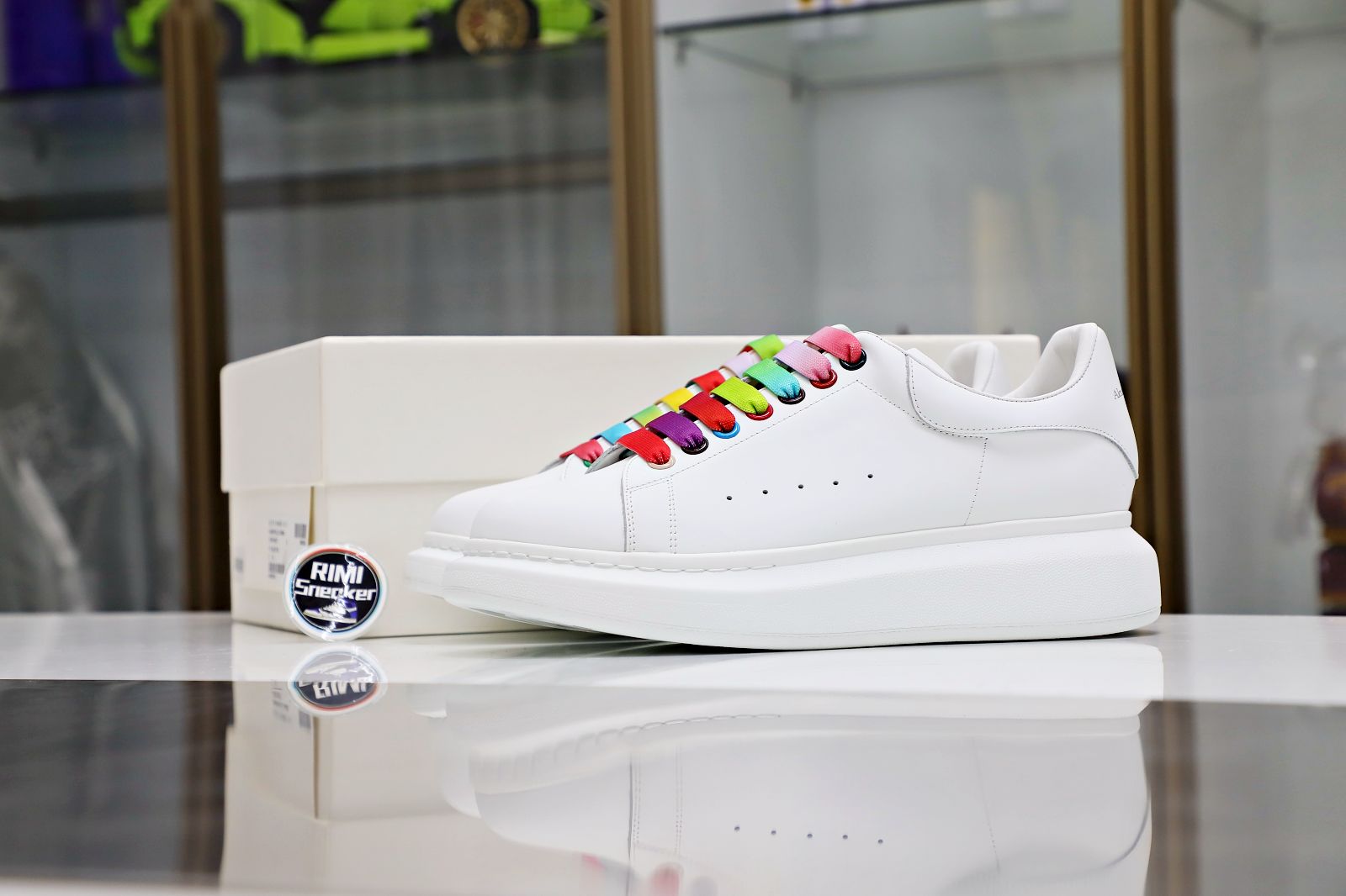 Alexander McQueen caidai
