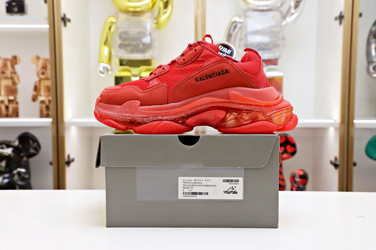 Balenciaga  TRIPLE S red