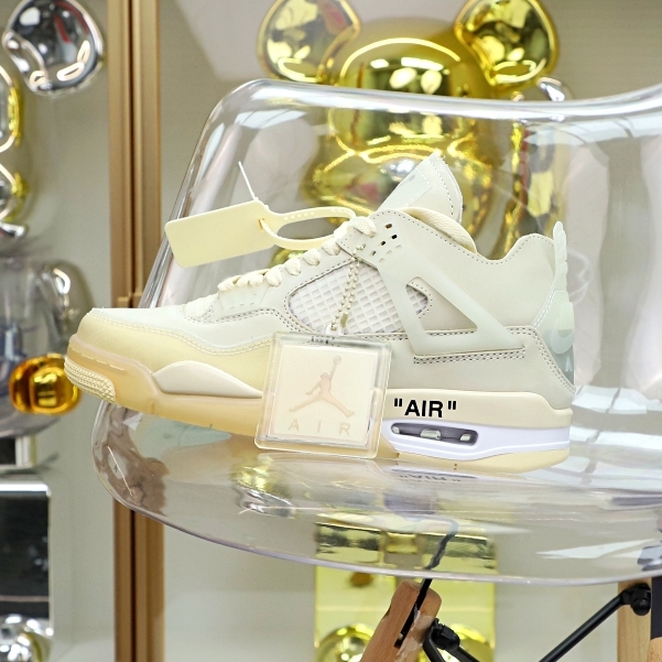 AIR JORDAN OFF-WHITE X WMNS AIR JORDAN 4 SP 'SAIL'