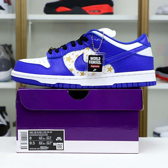 Supreme x Nike SB Dunk Low