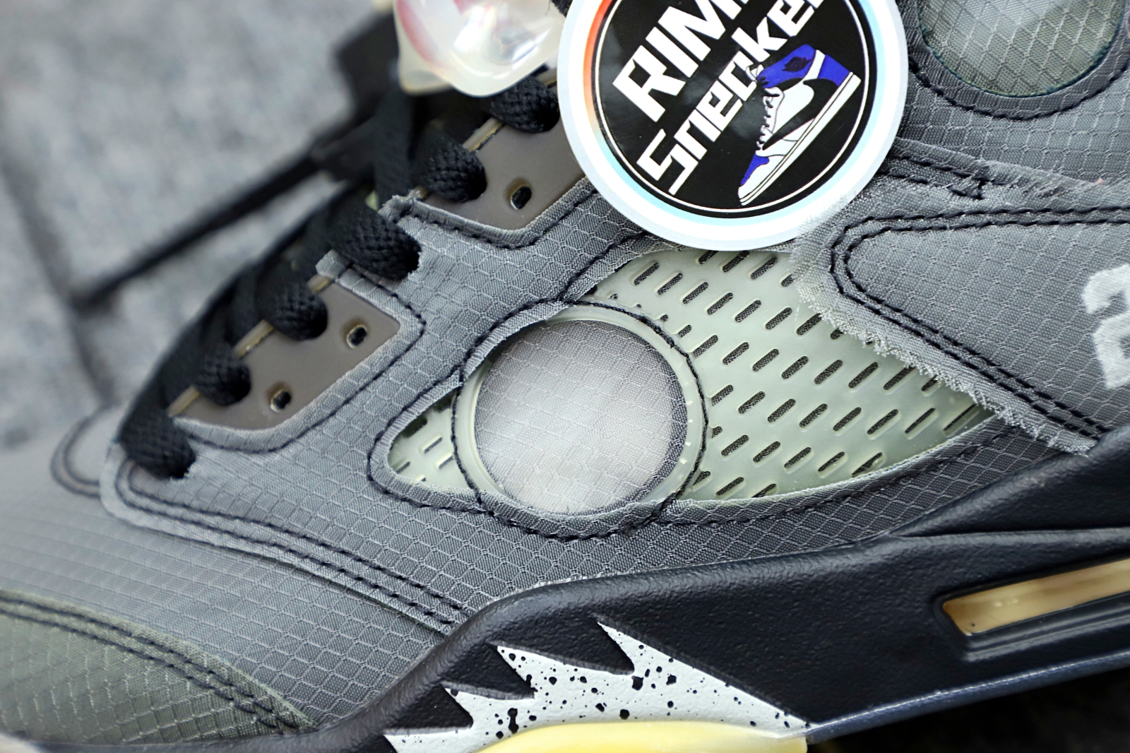 OFF-WHITE X AIR JORDAN 5 RETRO SP 'MUSLIN'