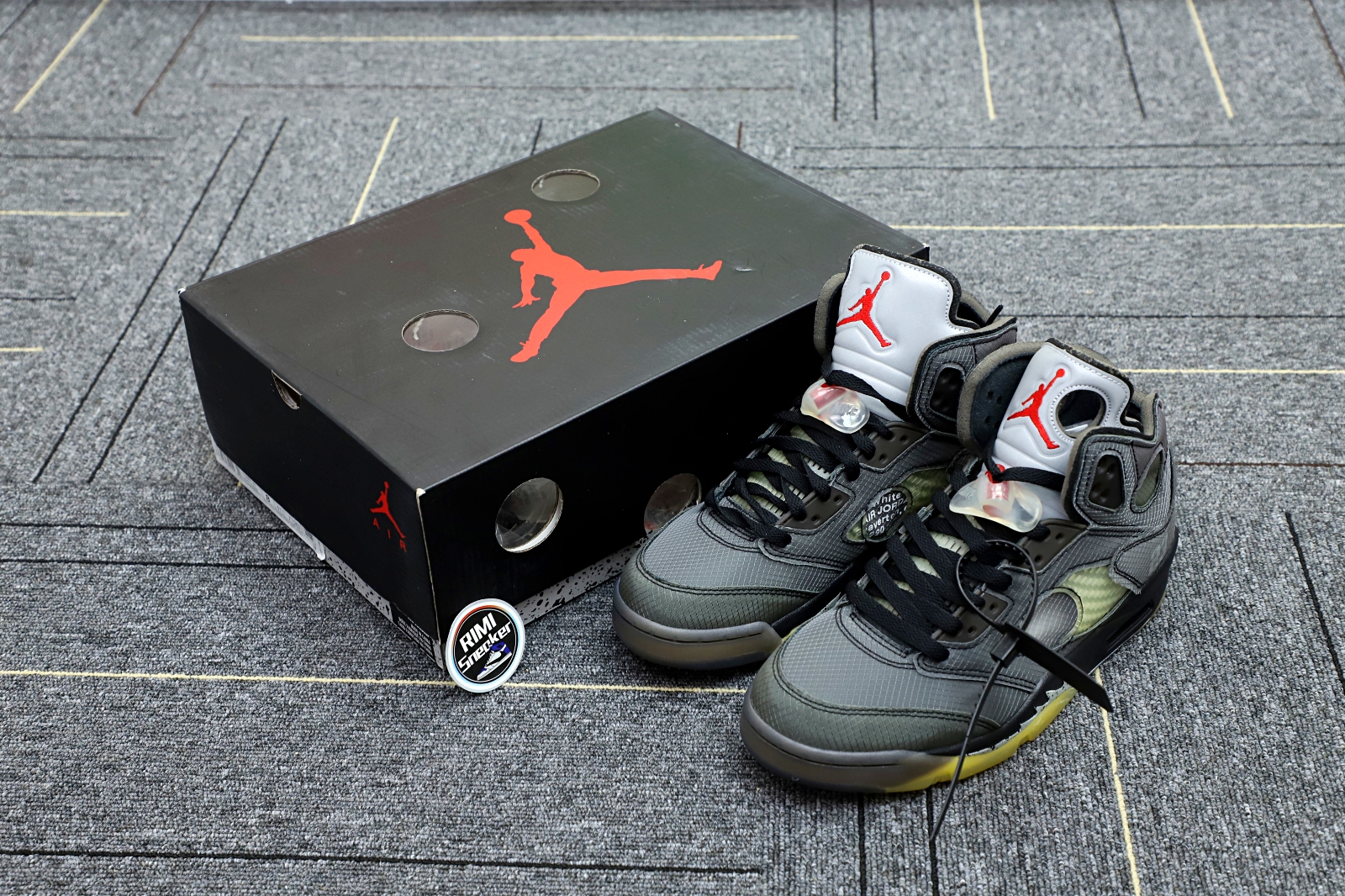 OFF-WHITE X AIR JORDAN 5 RETRO SP 'MUSLIN'