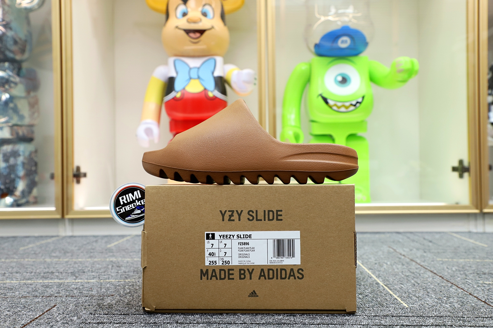 Yeezy Slide