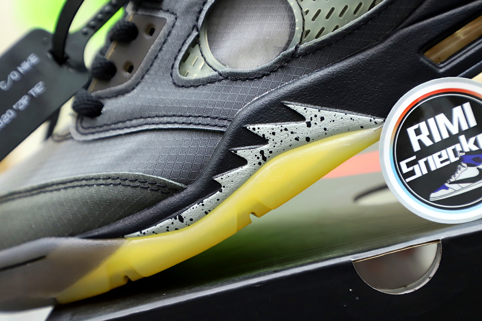 OFF-WHITE X AIR JORDAN 5 RETRO SP 'MUSLIN'