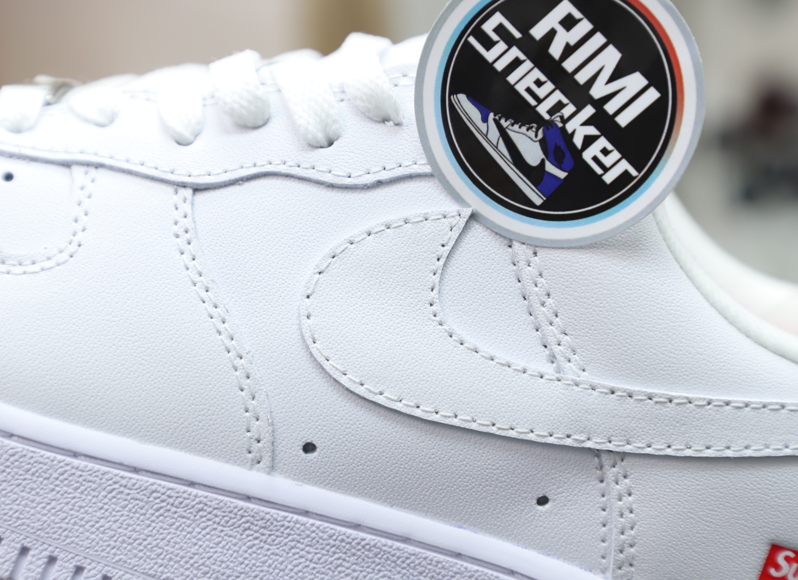 Supreme Nike Air Force 1 Low