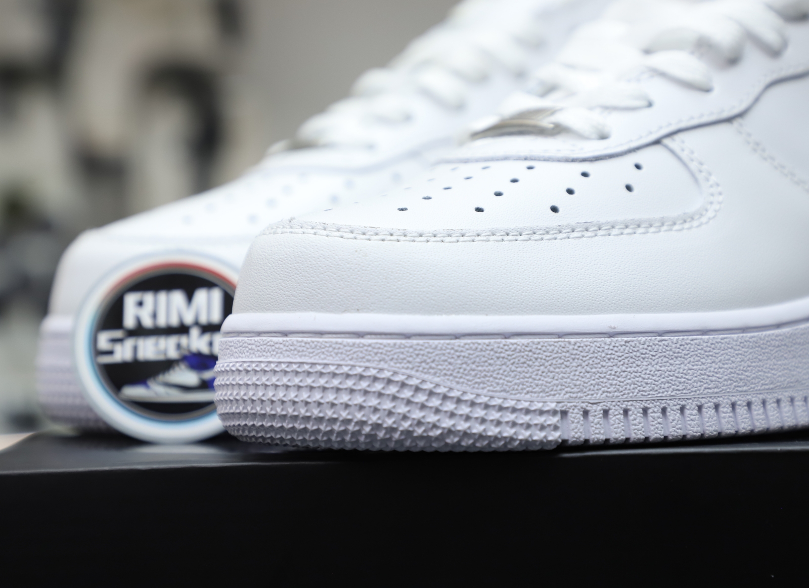 Supreme Nike Air Force 1 Low