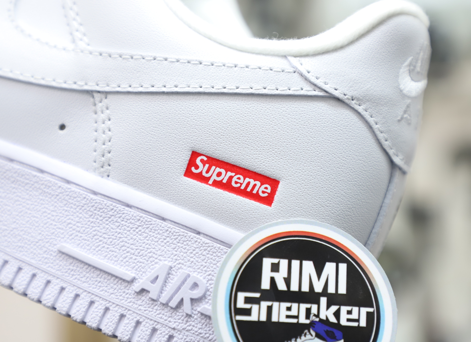 Supreme Nike Air Force 1 Low