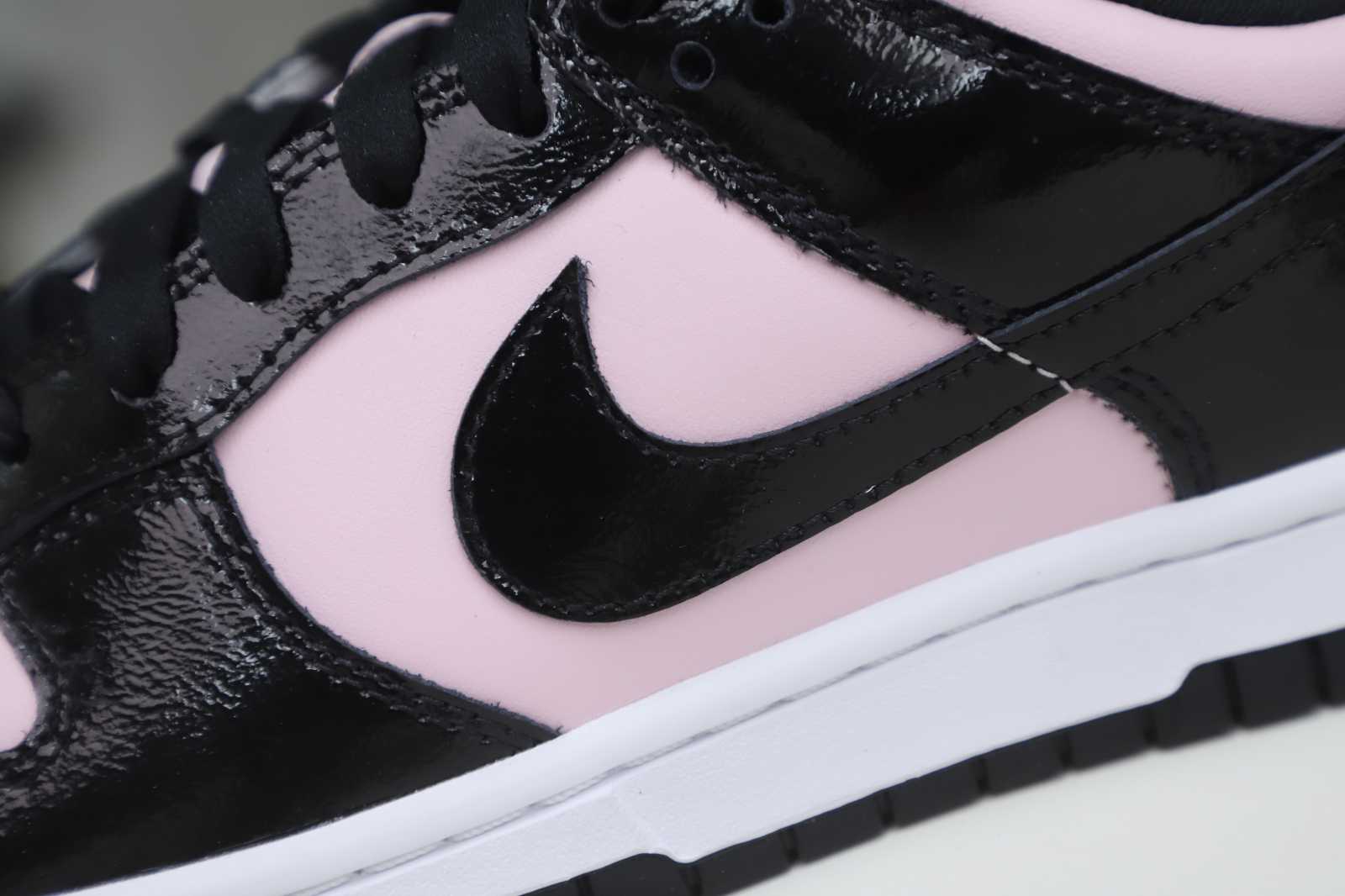 Nike Dunk Low ESS