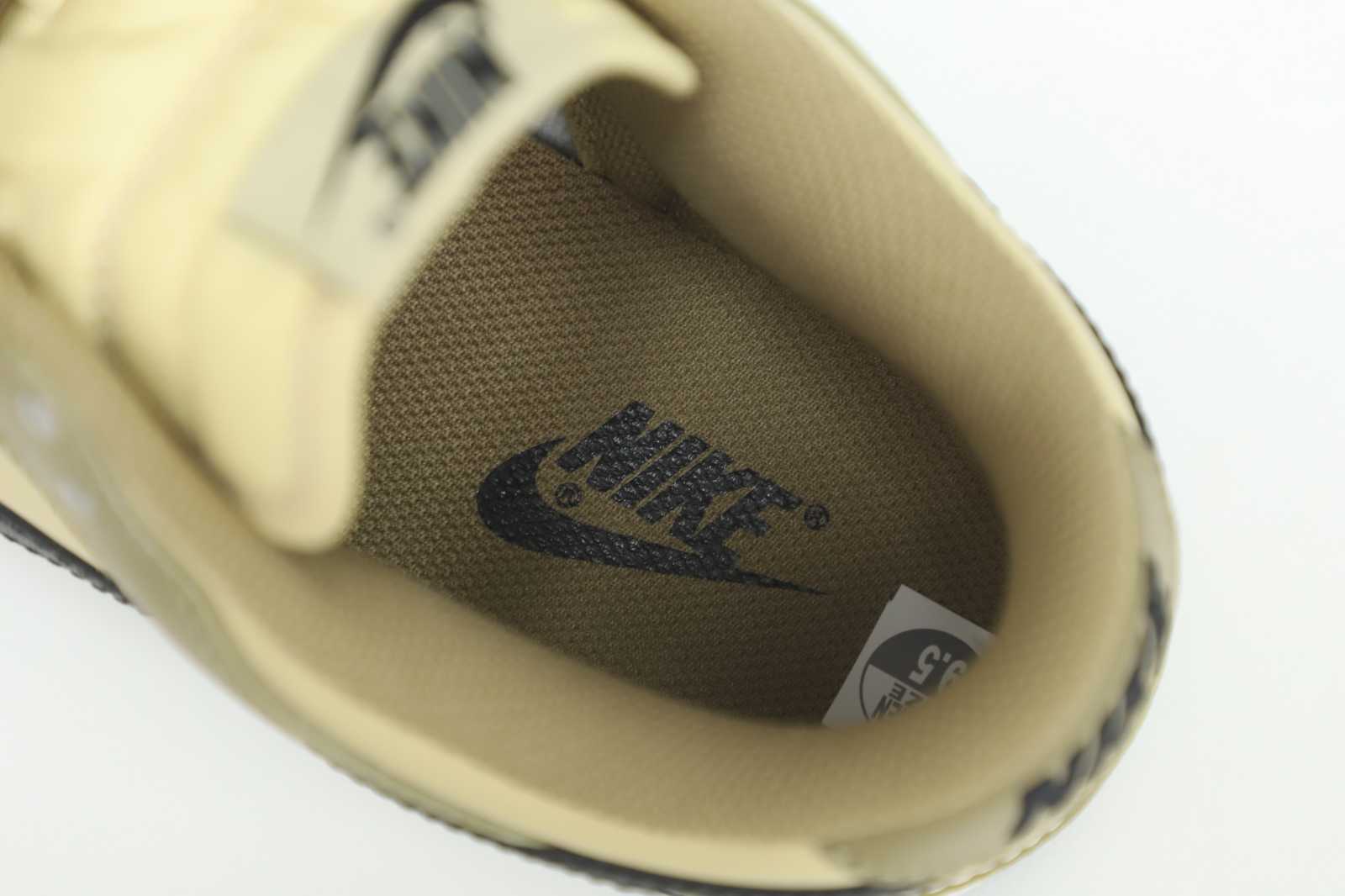 Nike Dunk Low