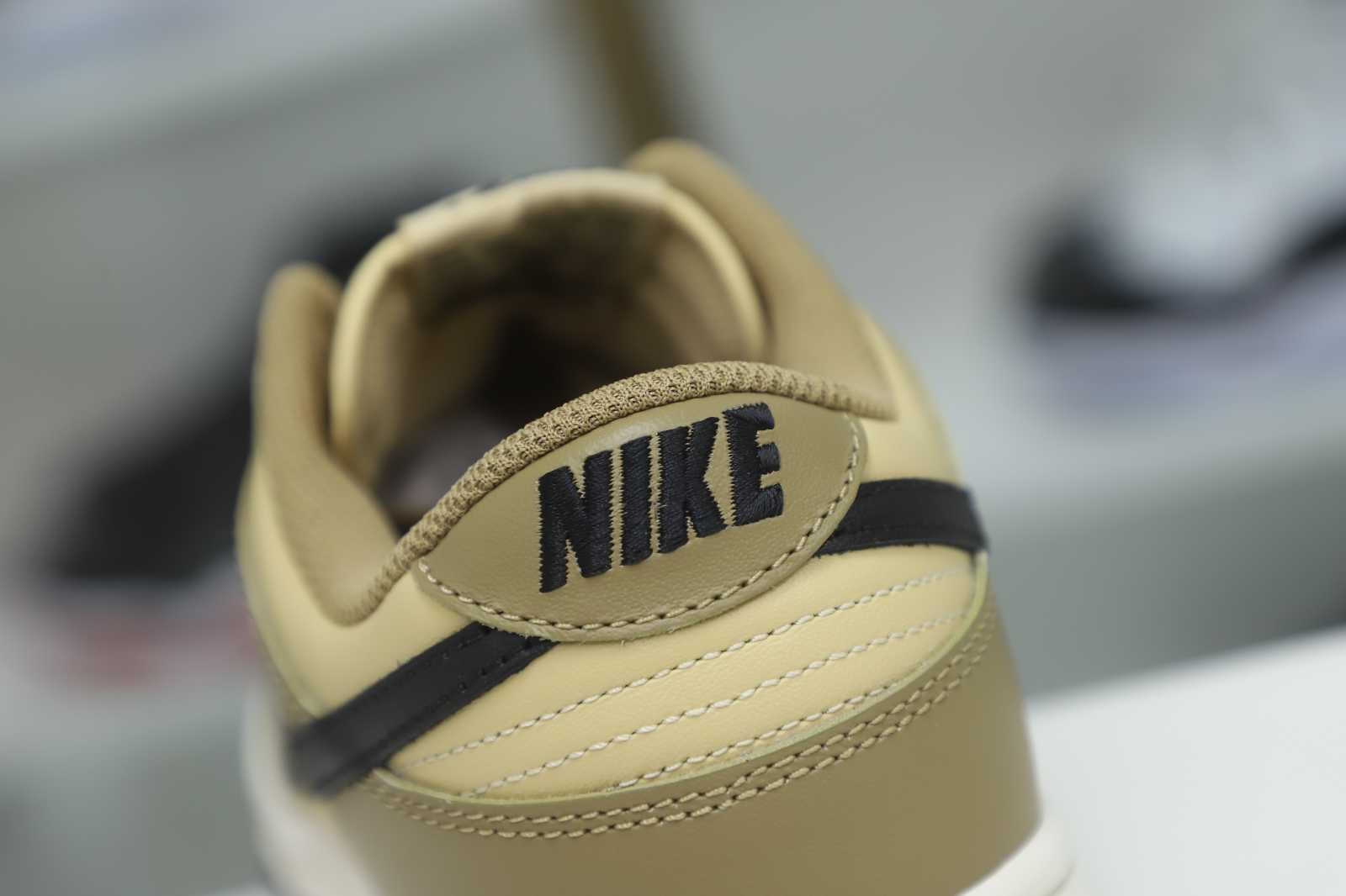 Nike Dunk Low