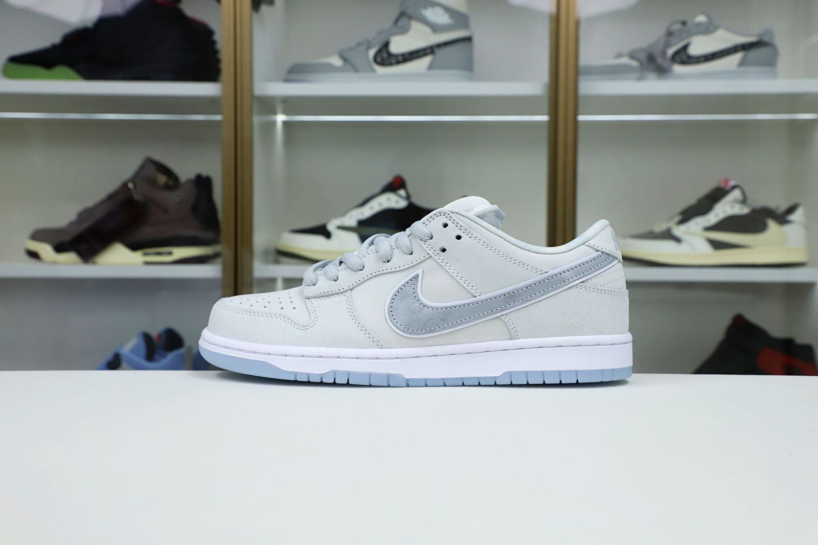 Concepts x Nike SB Dunk Low White Lobster