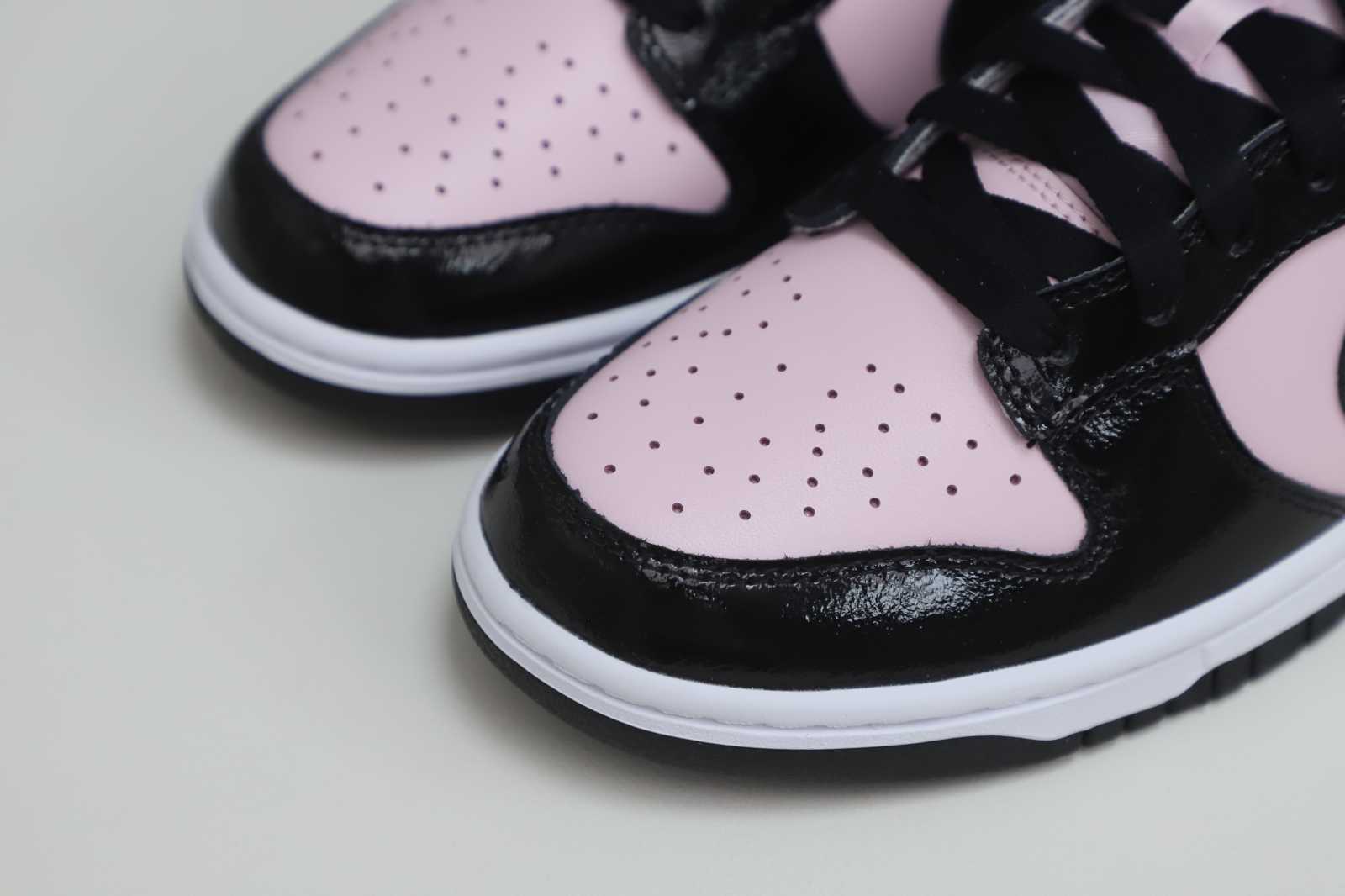 Nike Dunk Low ESS