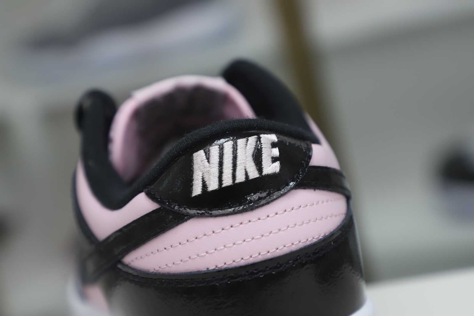 Nike Dunk Low ESS