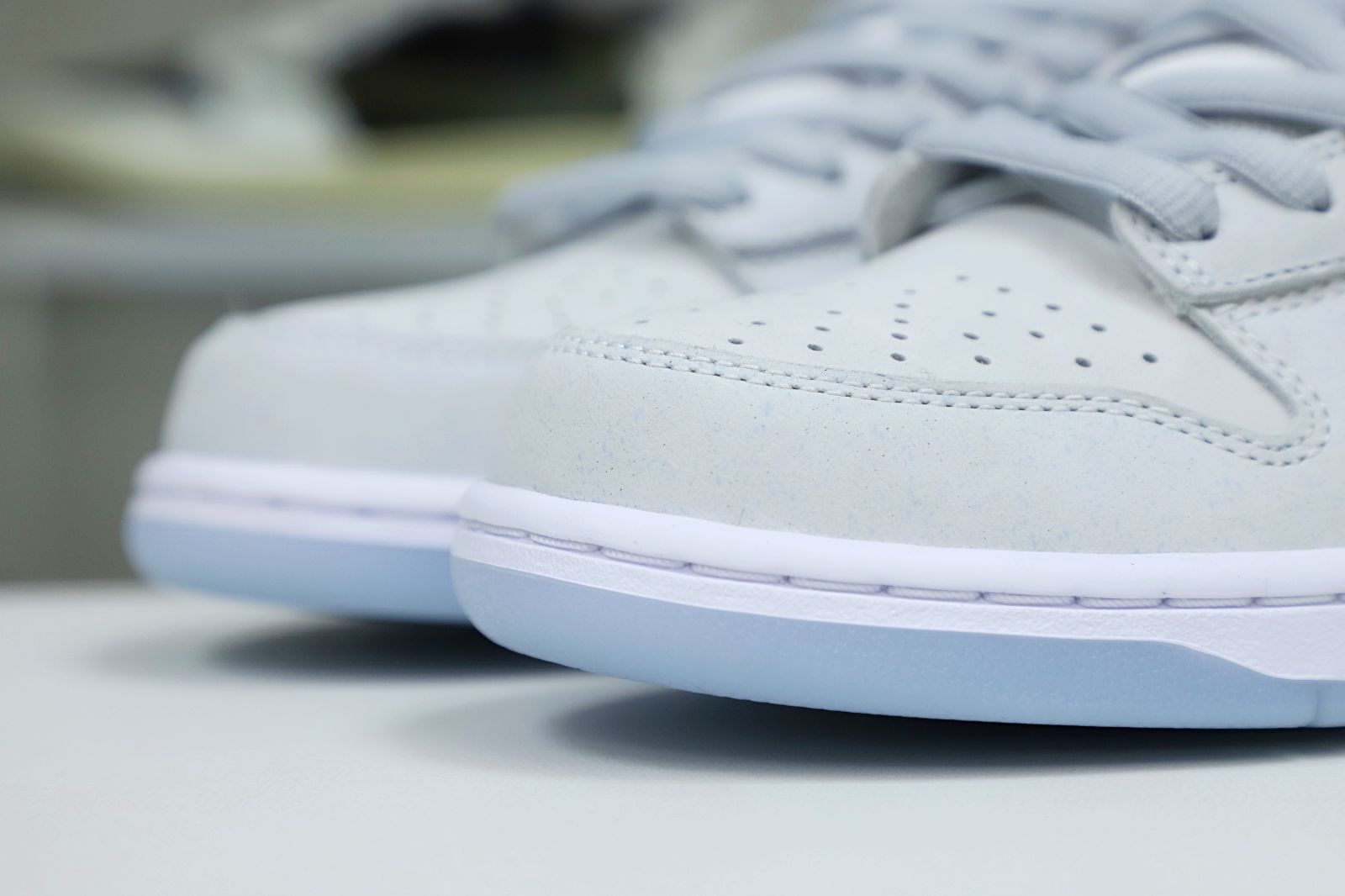Concepts x Nike SB Dunk Low White Lobster
