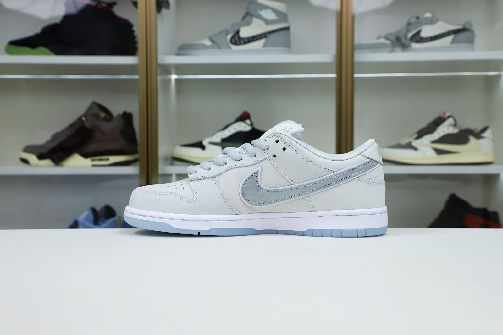 Concepts x Nike SB Dunk Low White Lobster