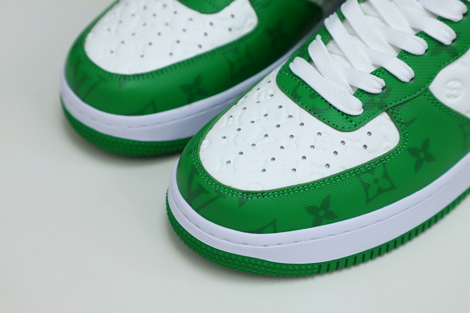 Louis Vuitton Nike Air Force 1 Low