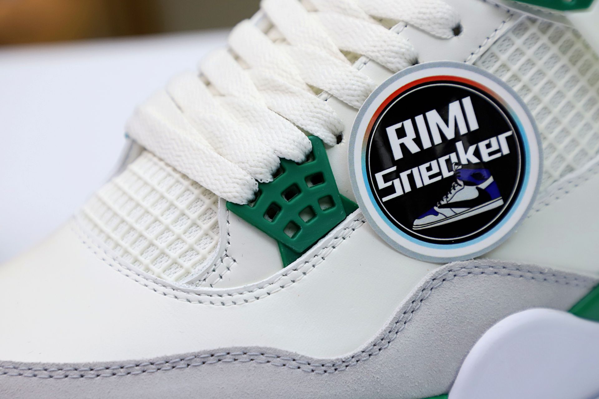 NIKE SB X AIR JORDAN 4 RETRO 'PINE GREEN'