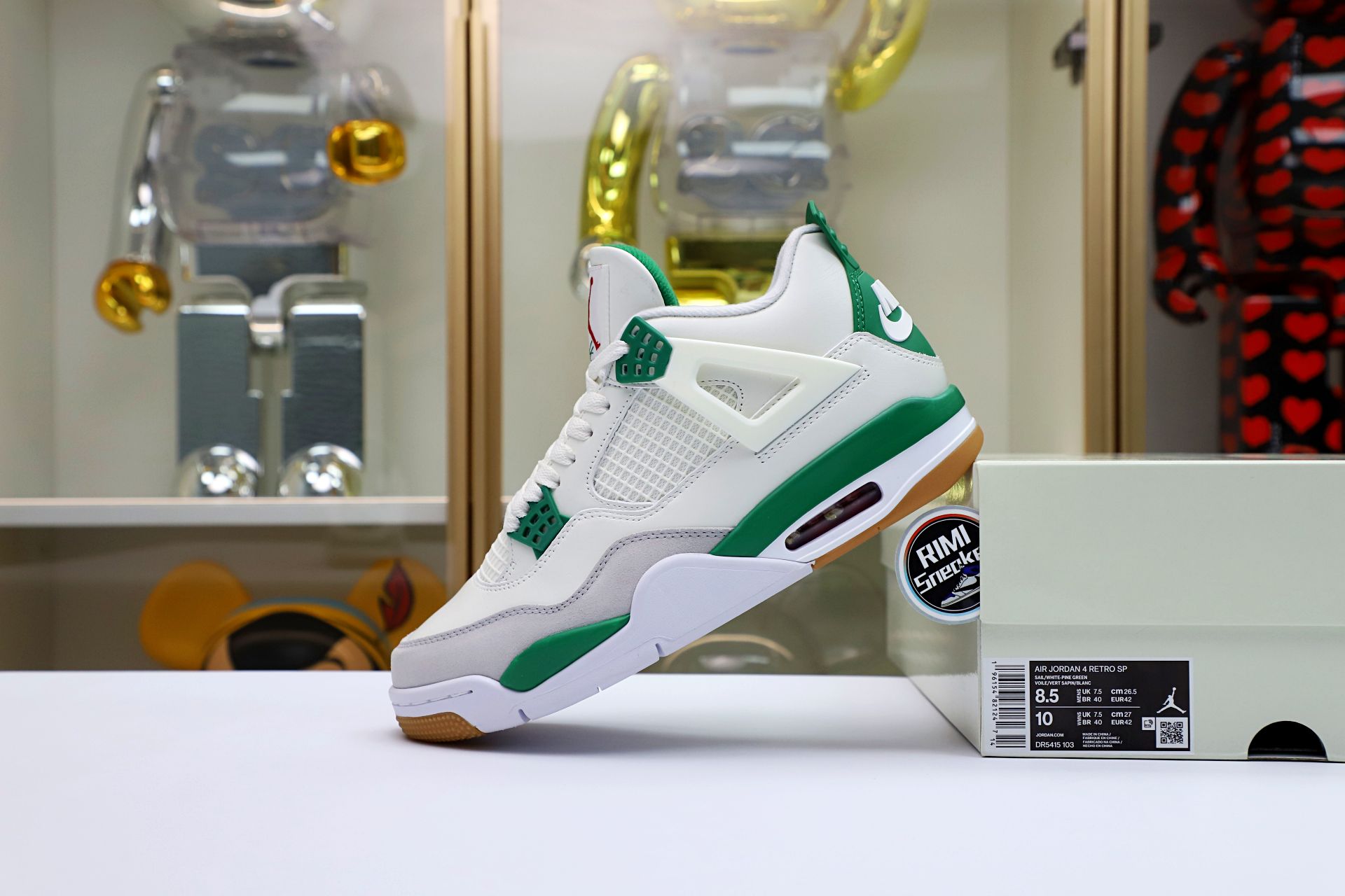 NIKE SB X AIR JORDAN 4 RETRO 'PINE GREEN'