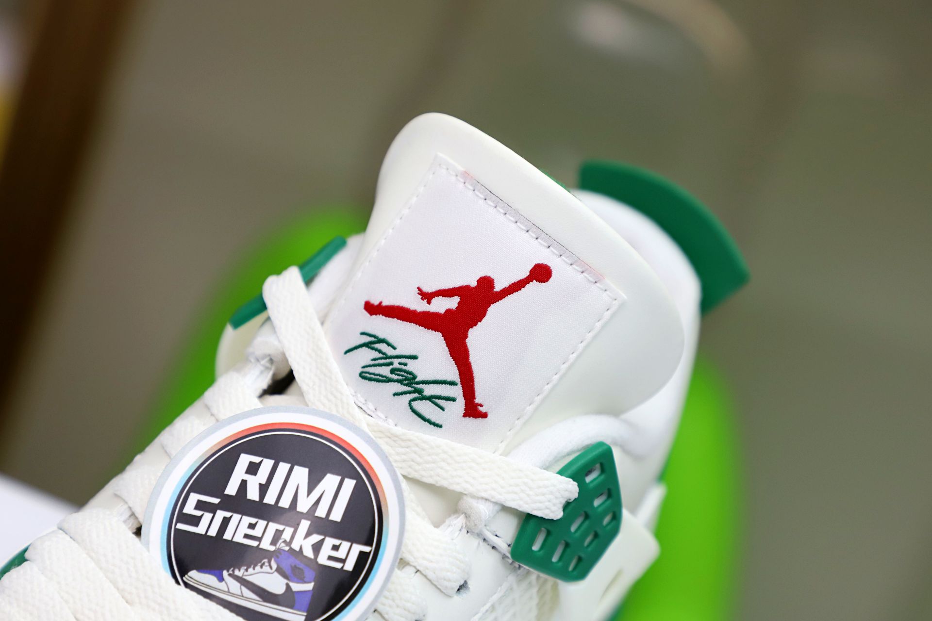 NIKE SB X AIR JORDAN 4 RETRO 'PINE GREEN'