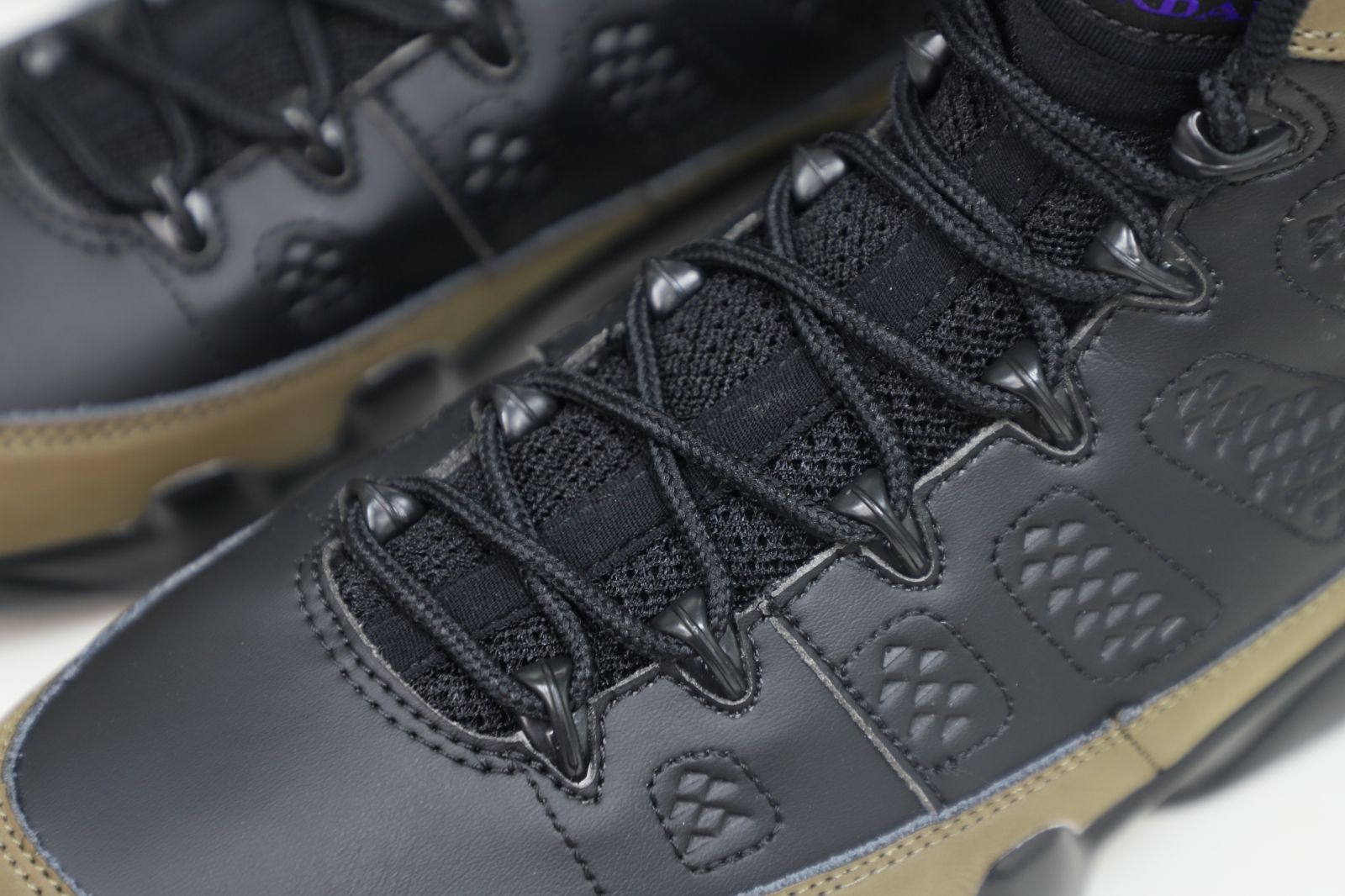 Air Jordan 9