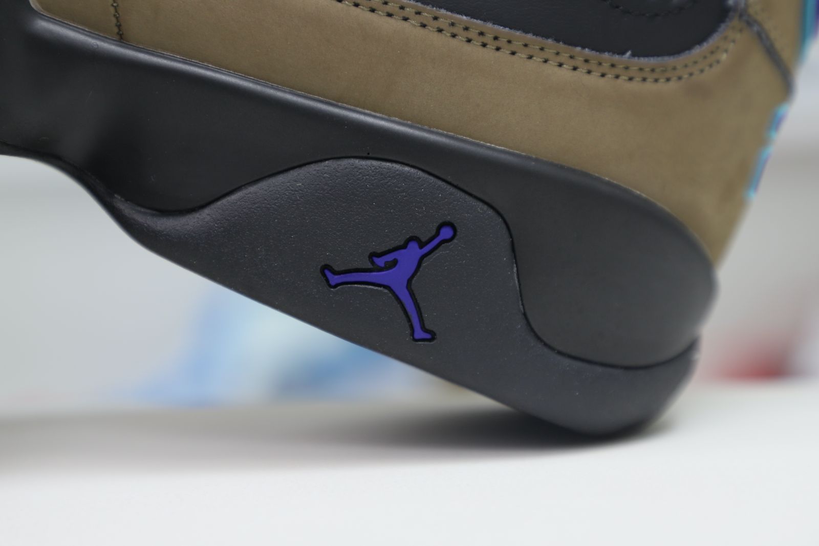 Air Jordan 9