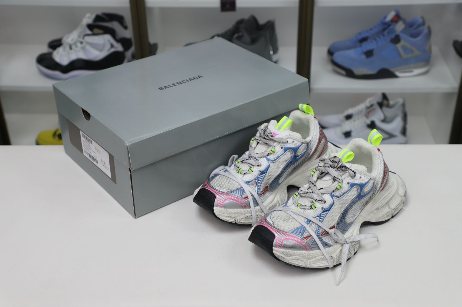 Balenciaga 3XL